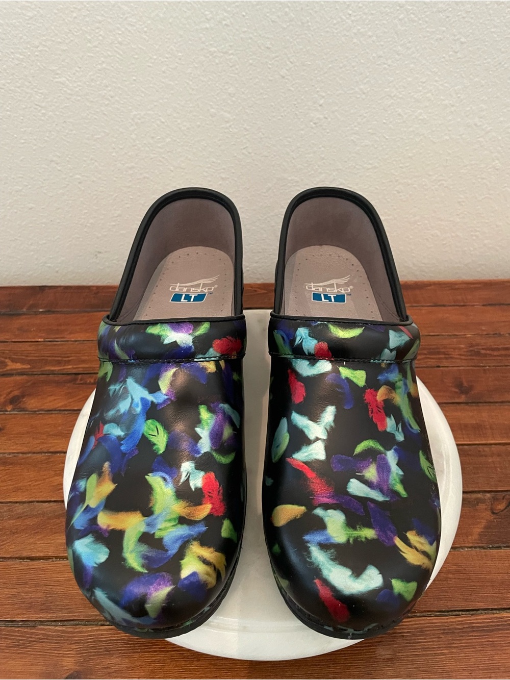 Dansko Women’s LT Pro Plume Feather  Professional Clogs Size EU 38 US 7.5